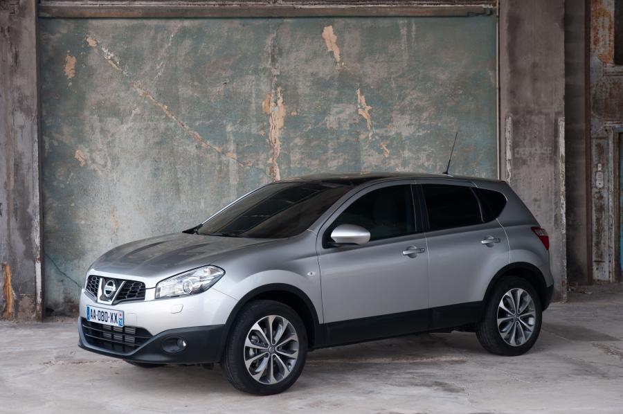  Nissan Qashqai 2010 года  (фото 184 из 204)